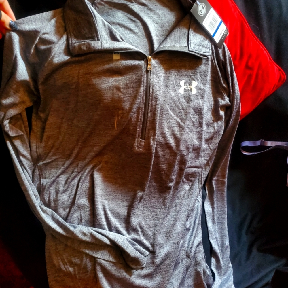NWT Under Armor quarter zip loose ft